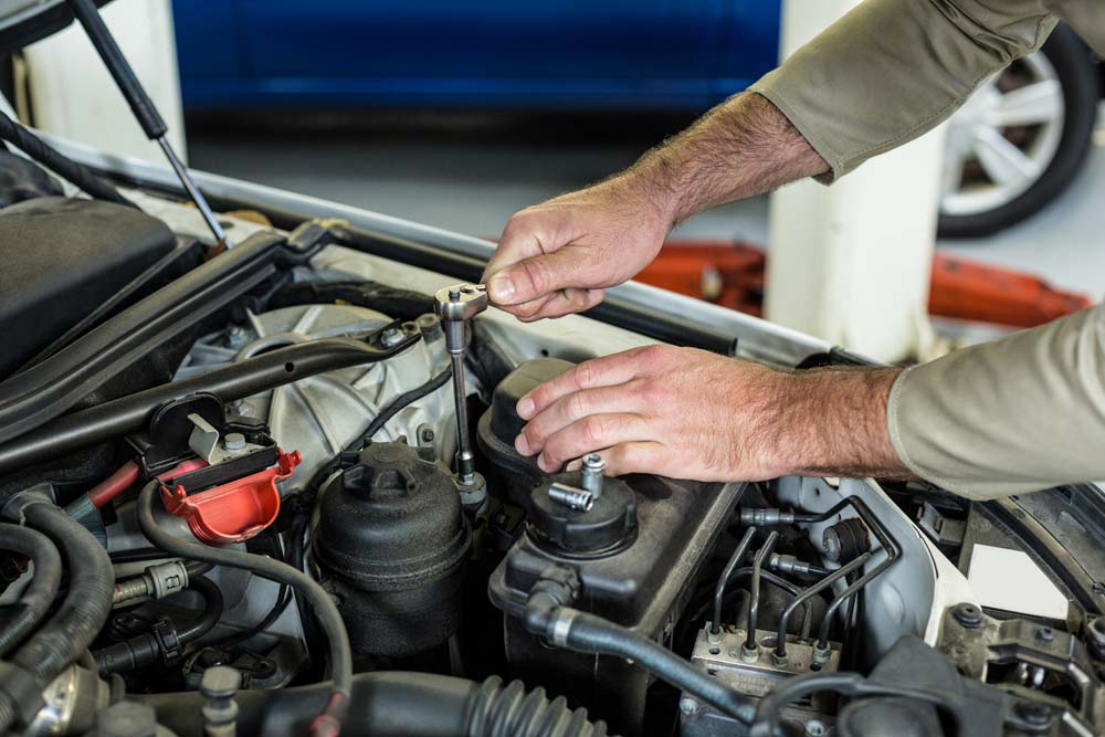 Las 10 averías de coche más frecuentes | Talleres AGM