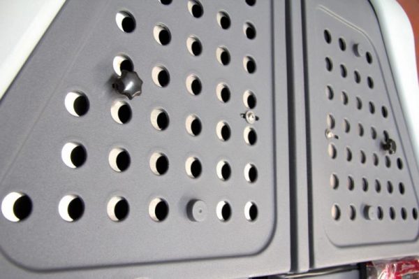 Rejilla ventilación towbox